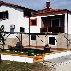 Ina 2 Apartment