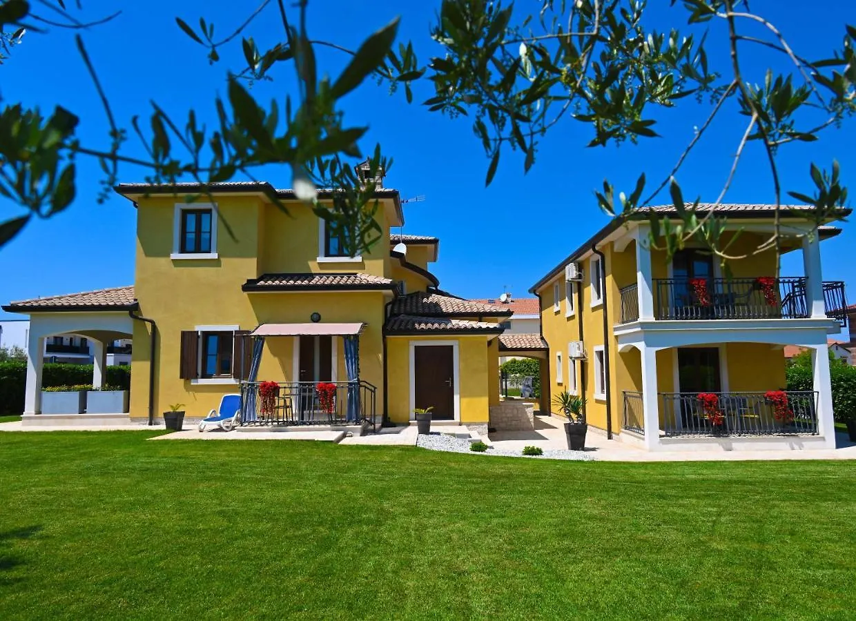 Teo Apartments Funtana