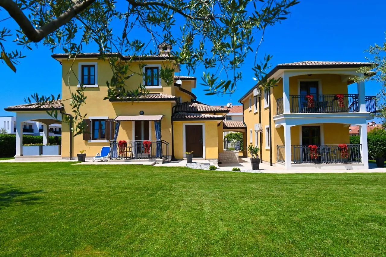 Teo Apartments Funtana