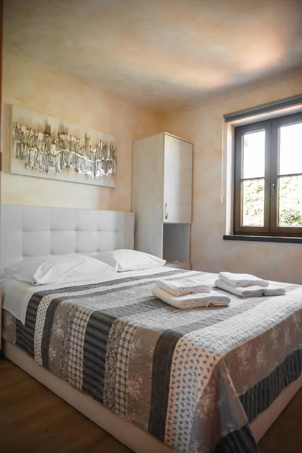 Teo Apartments Funtana