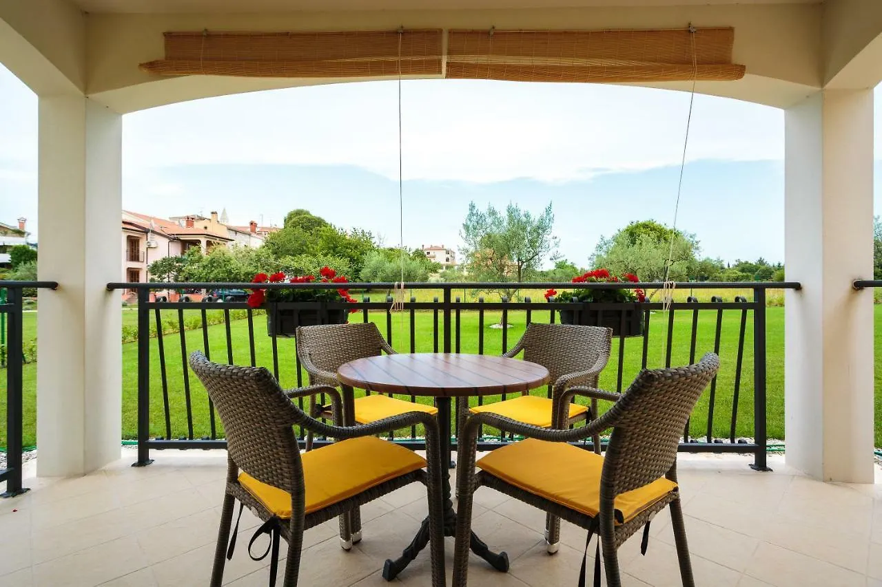 Teo Apartments Funtana